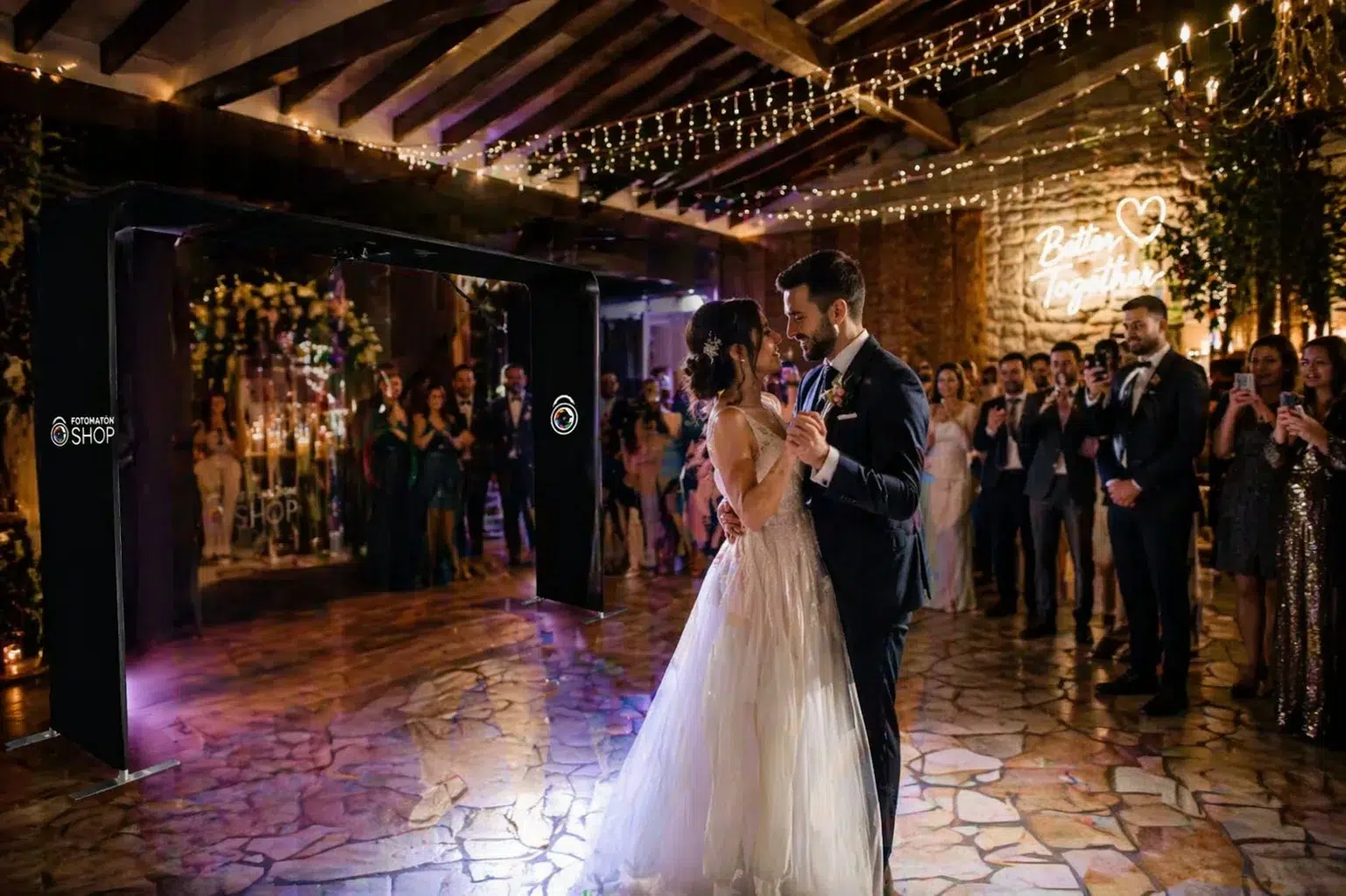 360 photo booth wedding season