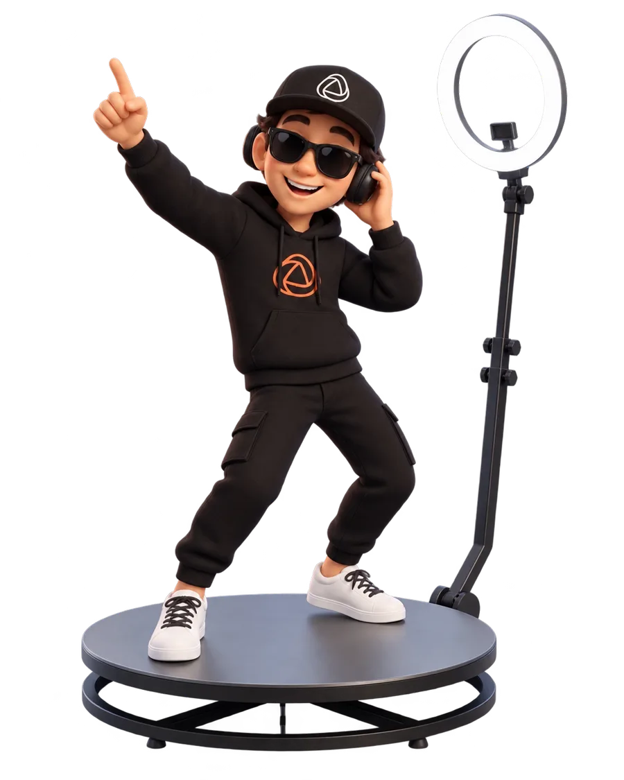 Snappy recording a 360 video up on a spinner platform with a ring light